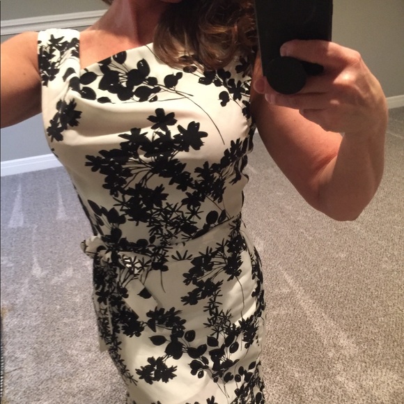 Brand New Limited summer Dress - Picture 2 of 3